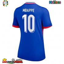 Camisa de Futebol França Kylian Mbappe #10 Equipamento Principal Mulheres Europeu 2024 Manga Curta
